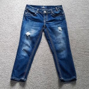 Size 7 YMI jean capris